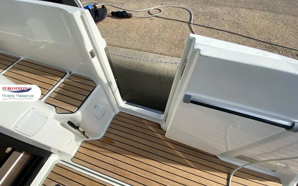 slider 5 Jeanneau Merry Fisher 895 Serie 2