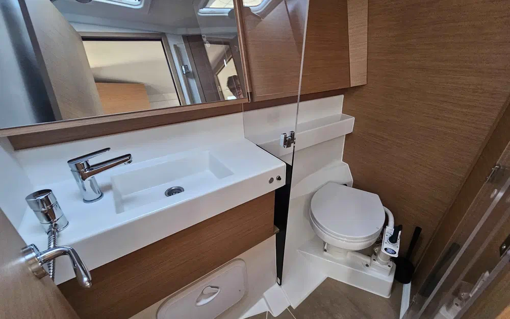 slider 12 Jeanneau Sun Odyssey 410