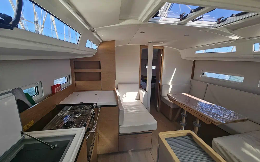 slider 15 Jeanneau Sun Odyssey 410