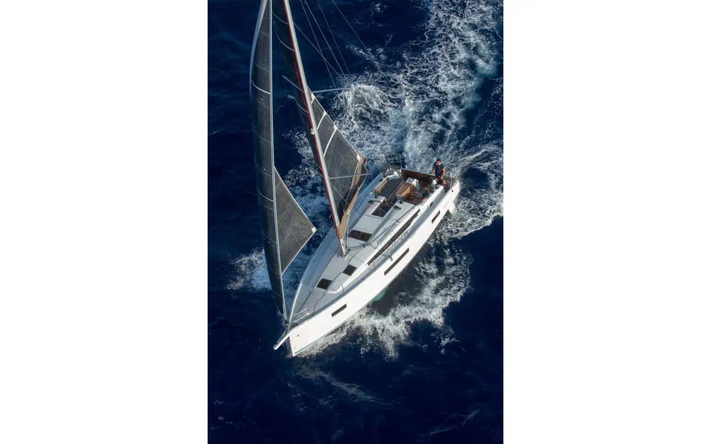 slider 2 Jeanneau Sun Odyssey 410