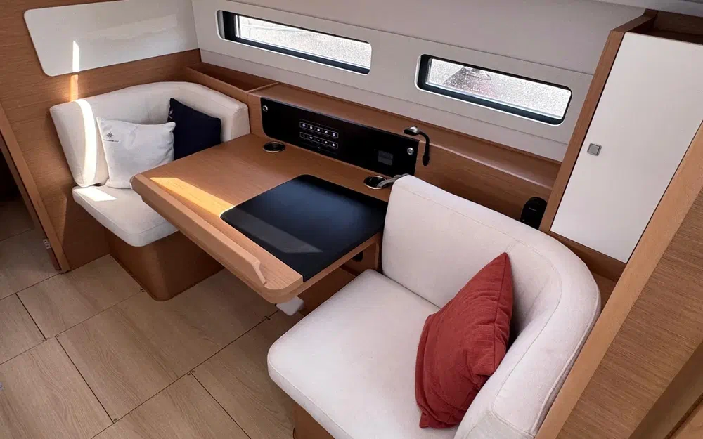 slider 8 Jeanneau Sun Odyssey 415