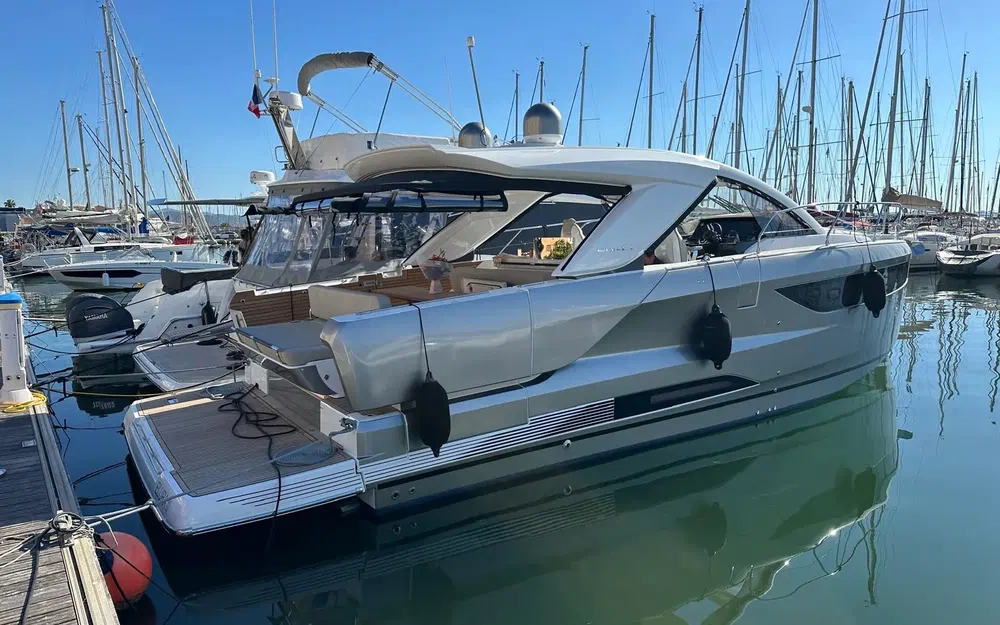 slider 0 Jeanneau DB 37