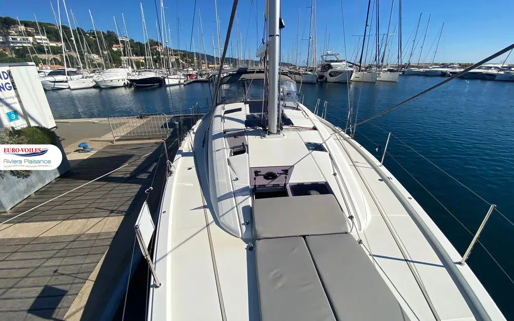 slider 6 Jeanneau 51