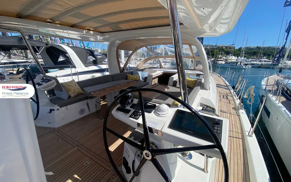 slider 3 Jeanneau 60
