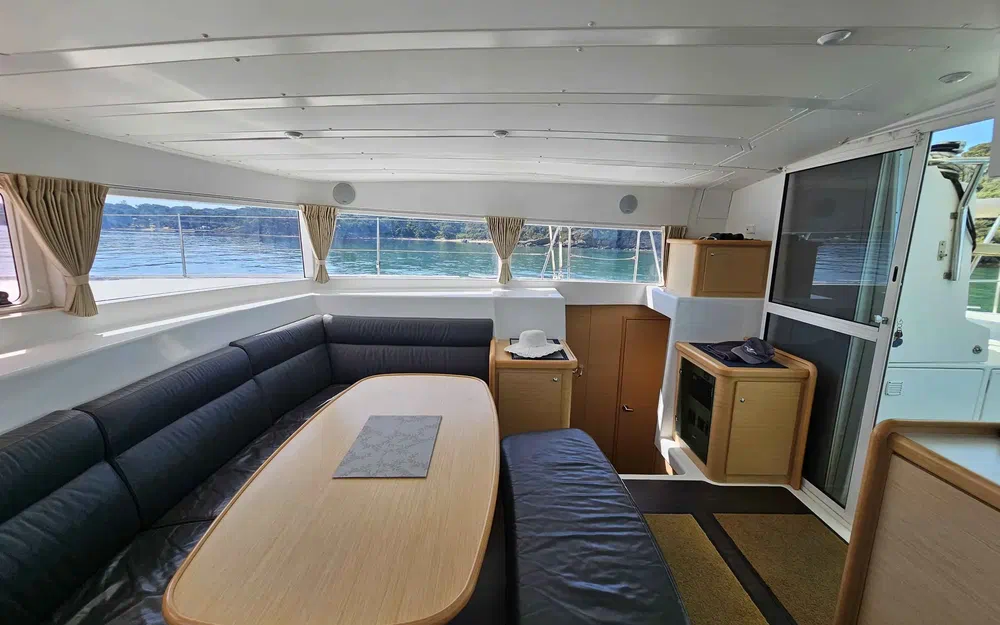 slider 13 Lagoon 420