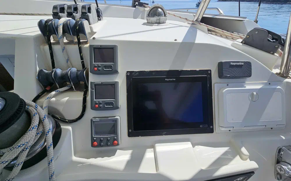 slider 6 Lagoon 420