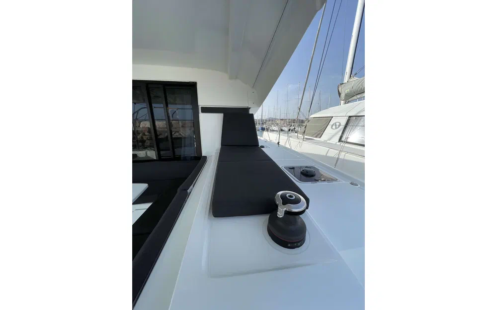 slider 14 Lagoon 42