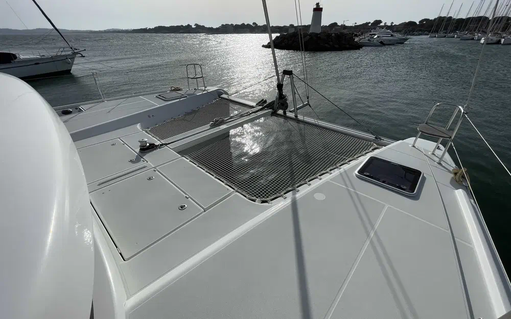 slider 2 Lagoon 42