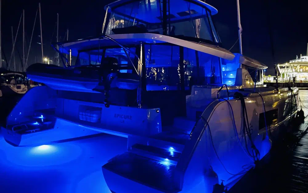 slider 18 Lagoon 46