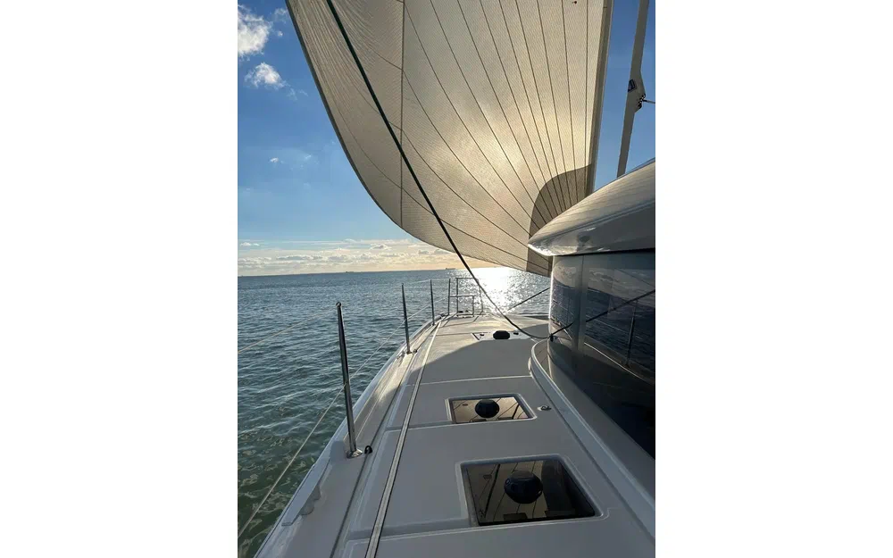 slider 5 Lagoon 46