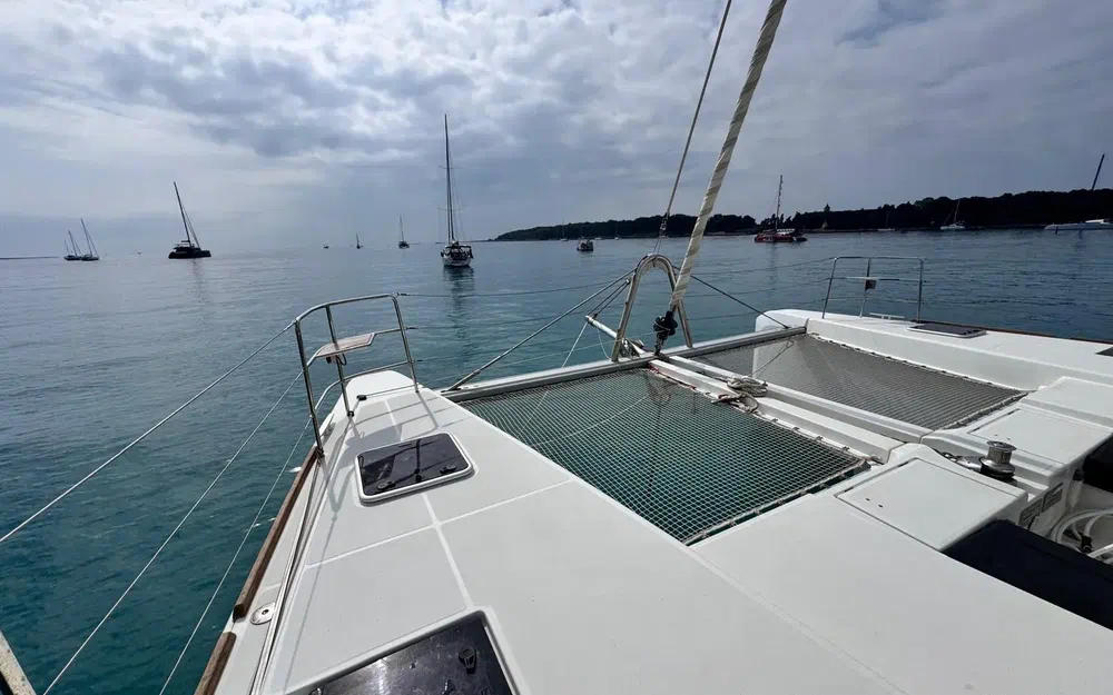 slider 5 Lagoon 52 F