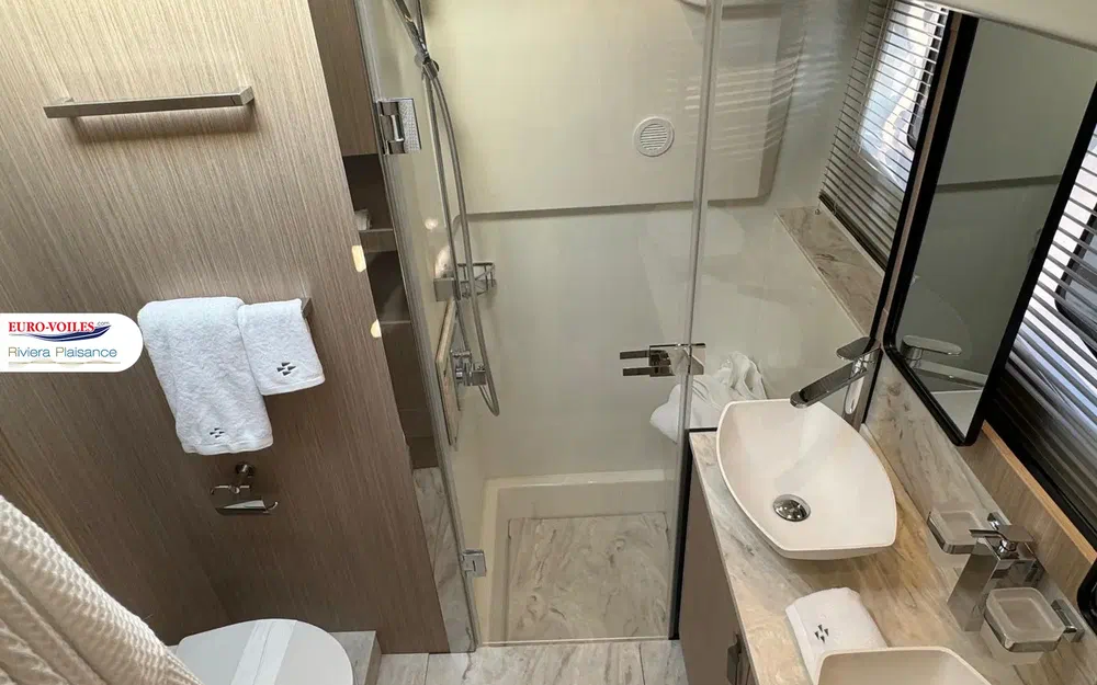 slider 13 Prestige Yachts F5.7