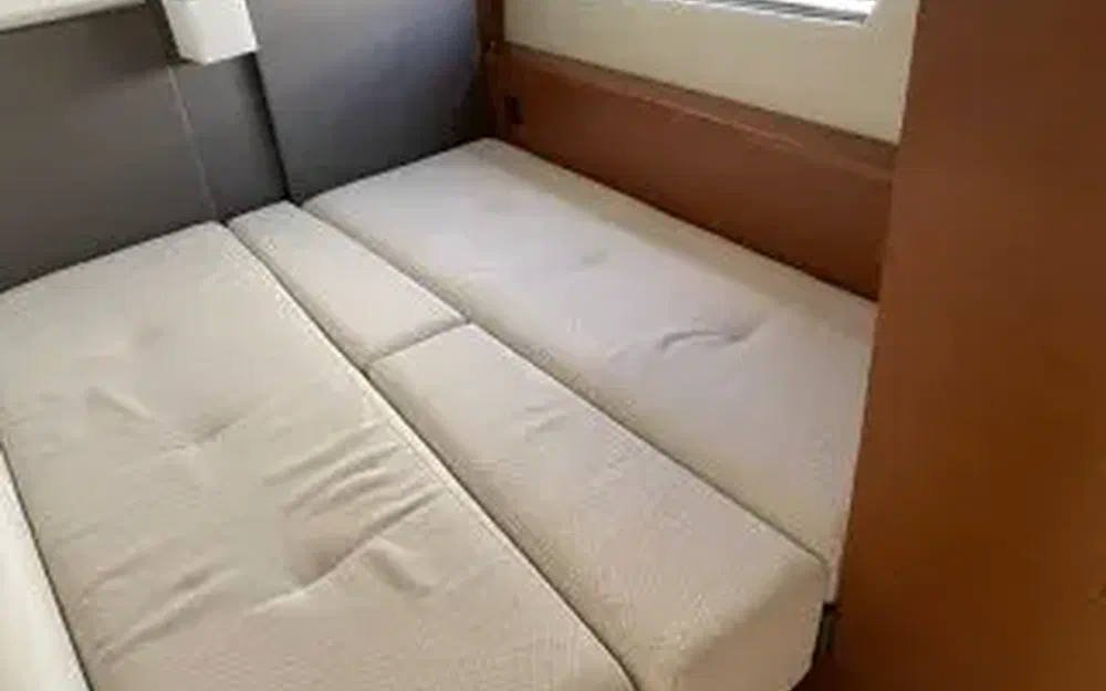 slider 13 Prestige Yachts 500 Fly