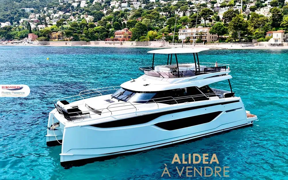 slider 0 Prestige Yachts M48