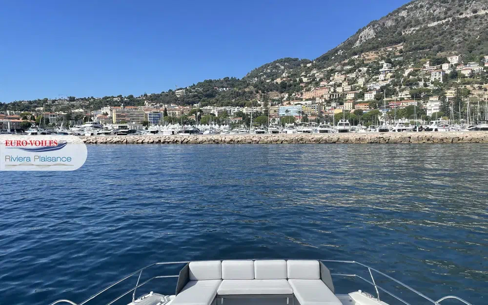 slider 7 Prestige Yachts M48