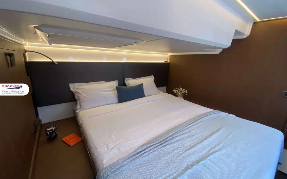 slider 13 Prestige Yachts M48