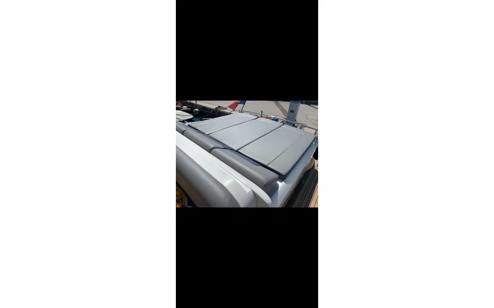 slider 11 Princess V48