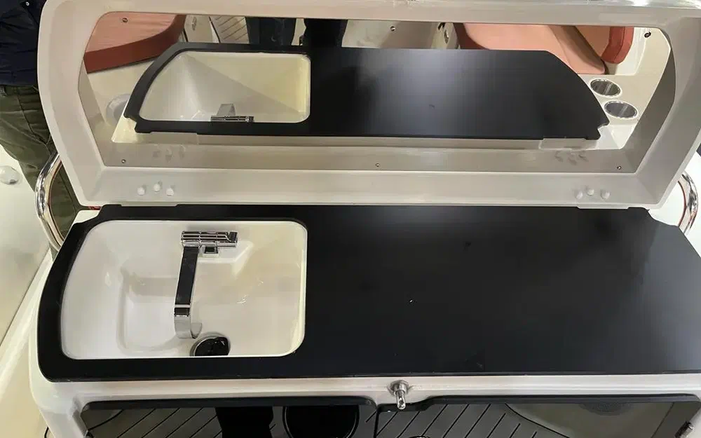 slider 8 Zodiac Medline 9