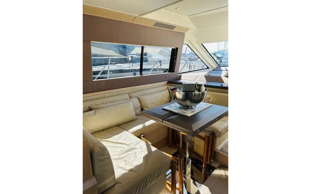 slider 13 Beneteau Monte Carlo 5