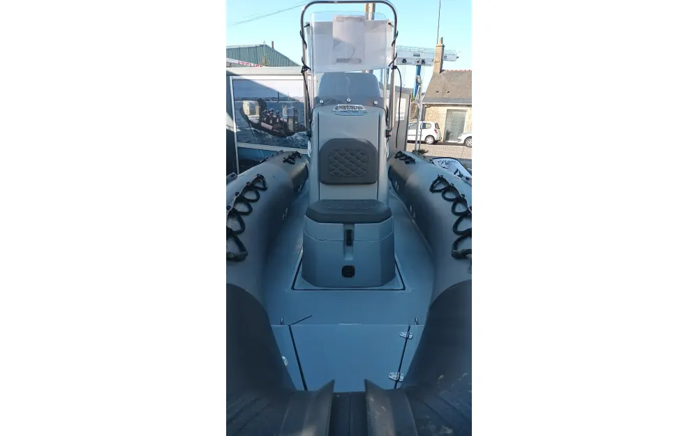 slider 1 3D Tender Patrol 550