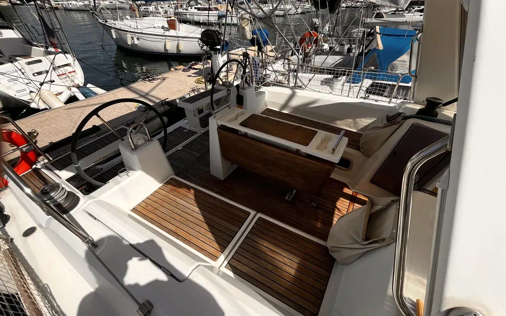 slider 14 Beneteau Oceanis 35.1