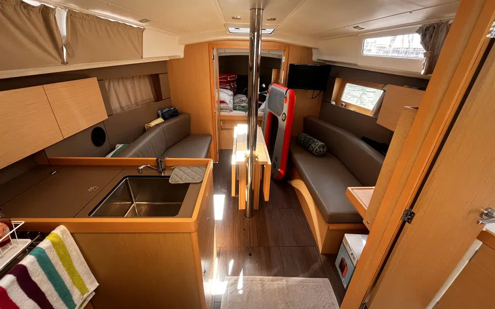 slider 15 Beneteau Oceanis 35.1