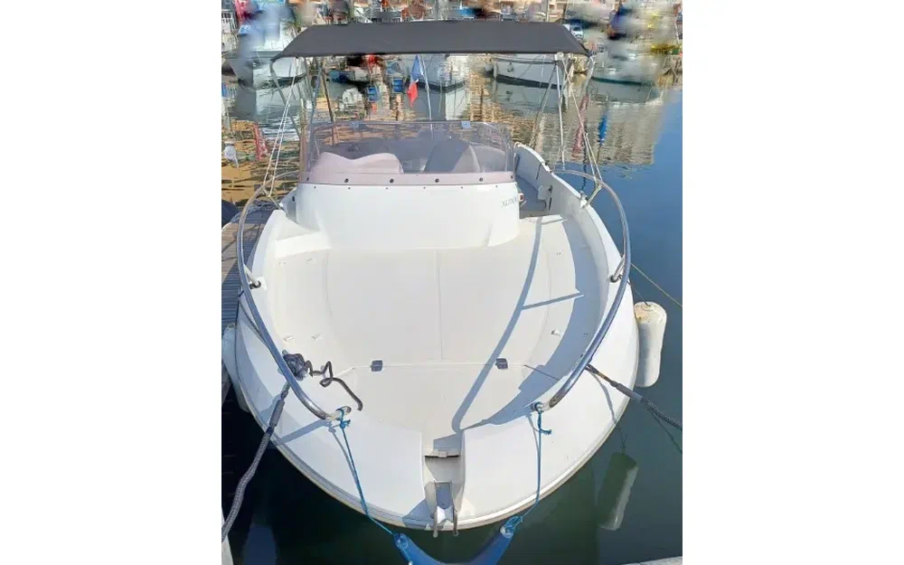 slider 0 Beneteau FLYER 650 SD