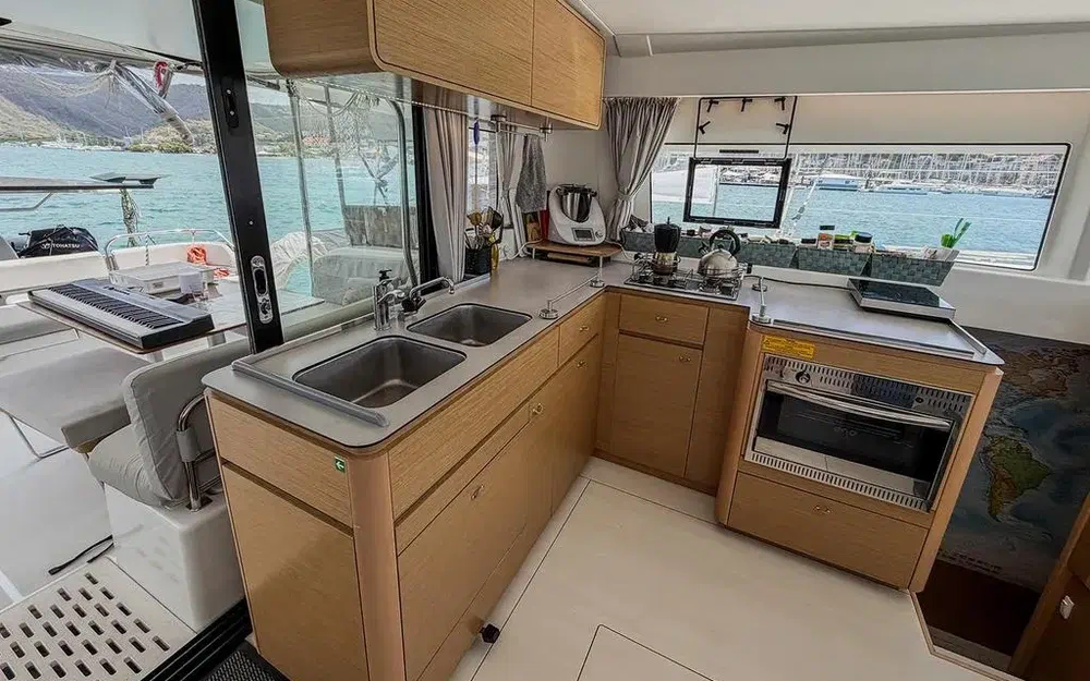 slider 21 Excess Catamarans Excess 14