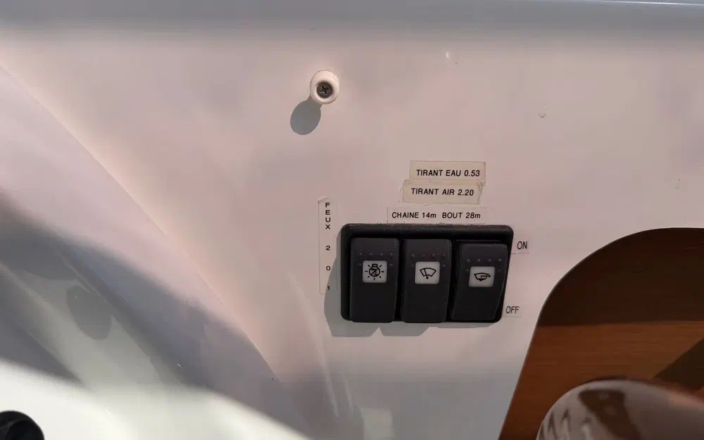 slider 29 Jeanneau Merry Fisher 645