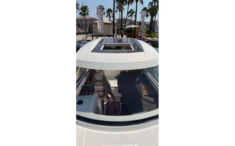 slider 33 Jeanneau Merry Fisher 645