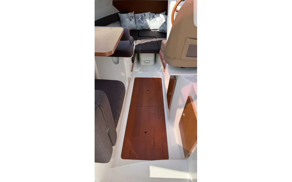 slider 38 Jeanneau Merry Fisher 645