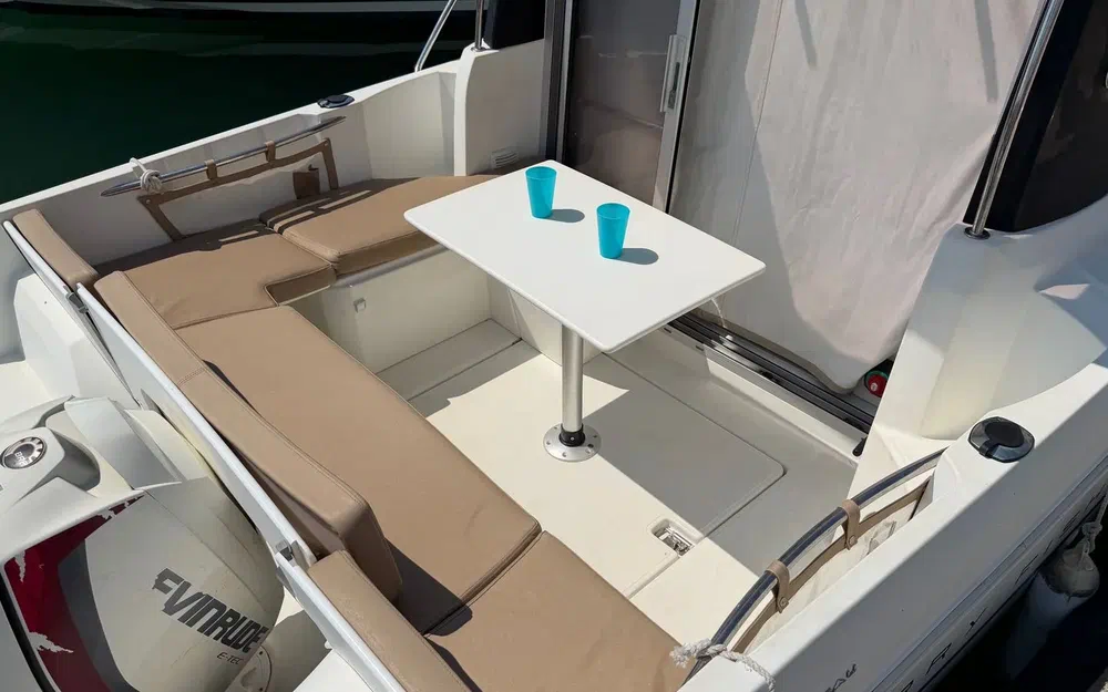 slider 51 Jeanneau Merry Fisher 645