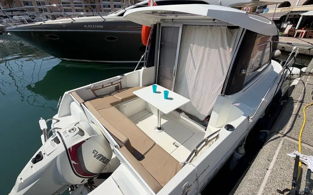 slider 60 Jeanneau Merry Fisher 645