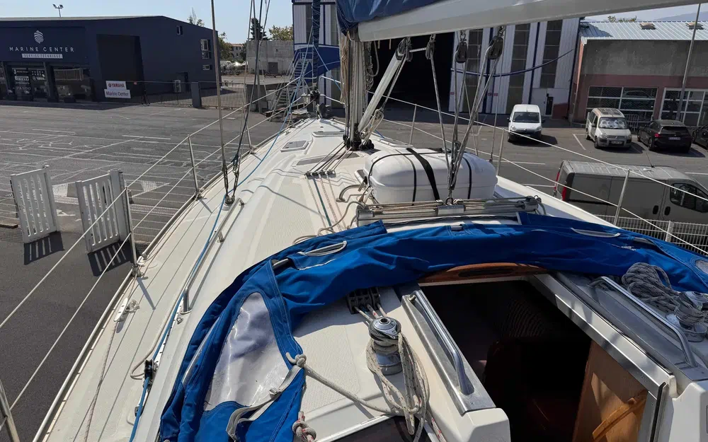 slider 6 Bavaria 37 Cruiser
