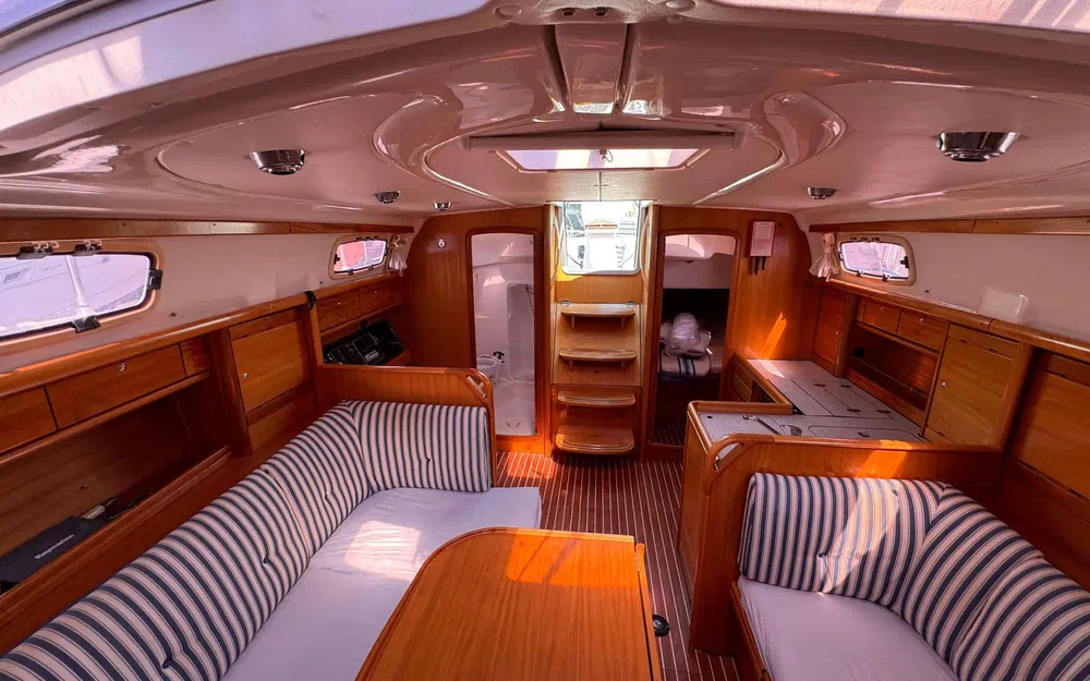 slider 8 Bavaria 37 Cruiser