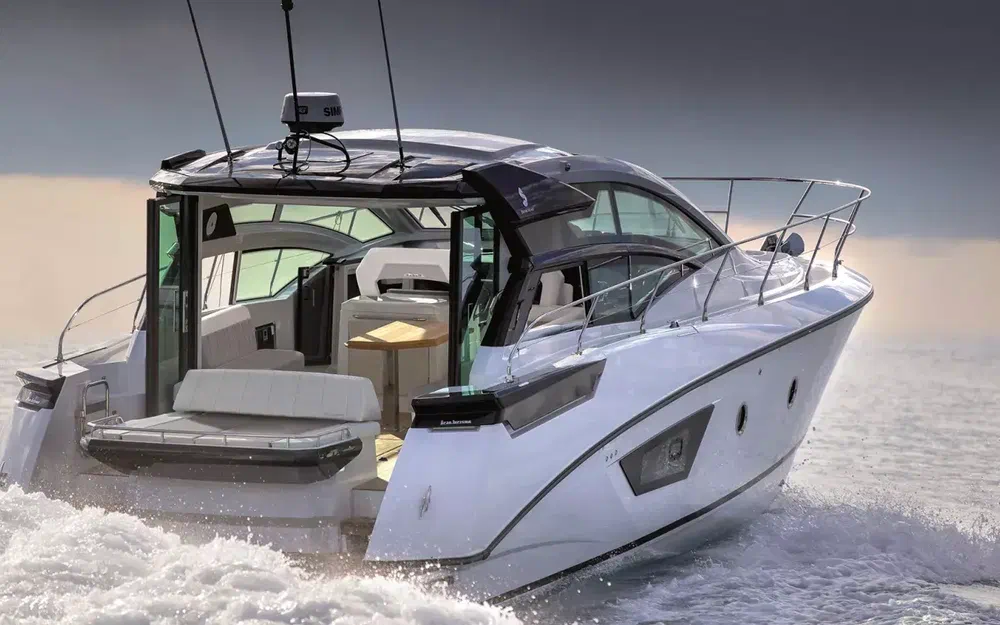 slider 0 Beneteau Gran Turismo 46