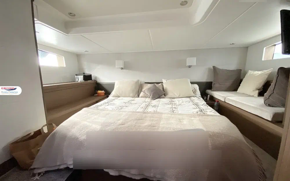 slider 11 Beneteau Gran Turismo 46