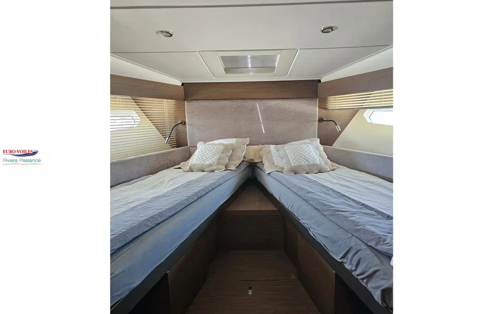 slider 14 Beneteau Gran Turismo 46