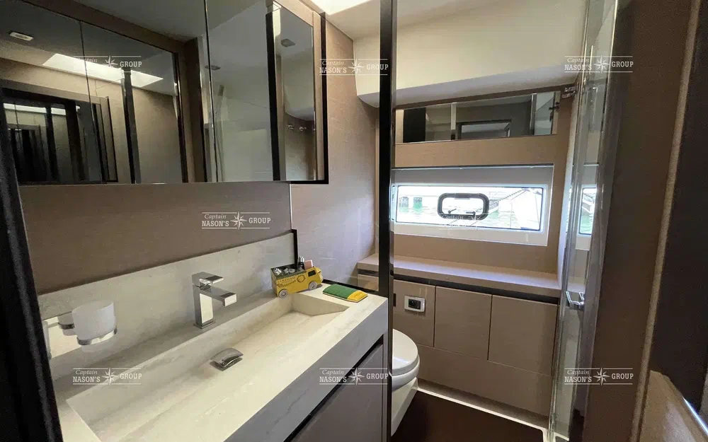 slider 17 Prestige Yachts PRESTIGE 630