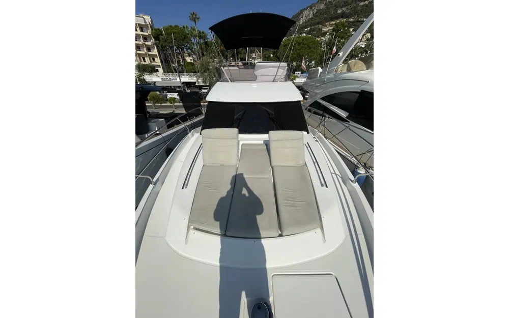 slider 10 Prestige Yachts 420 Fly