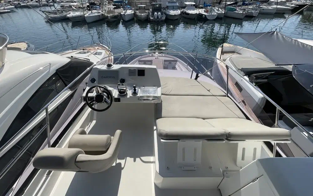 slider 20 Prestige Yachts 420 Fly