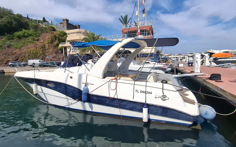 slider 16 Rio Yachts 32 BLU