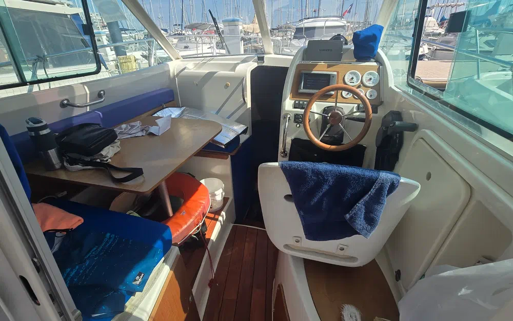 slider 17 Jeanneau Merry Fisher 725