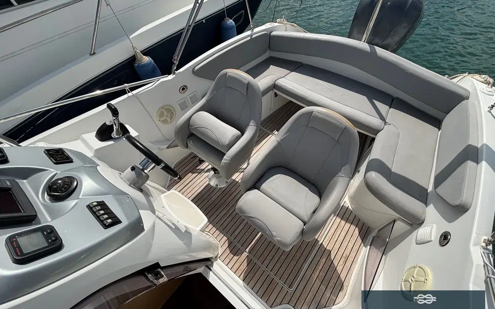 slider 7 Beneteau Flyer 750 Sun Deck