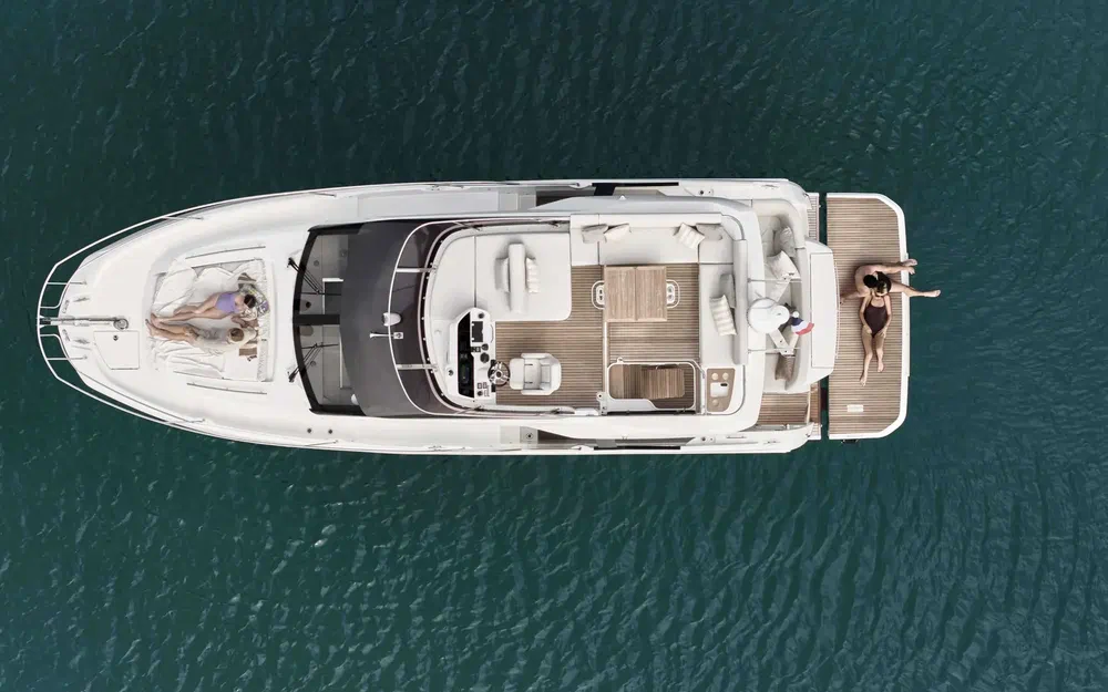 slider 12 Prestige Yachts F4.3