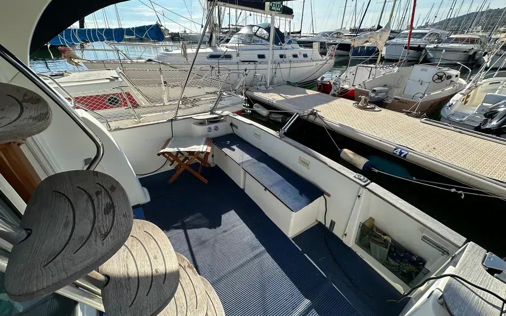 slider 4 Beneteau Antares 980 Fly