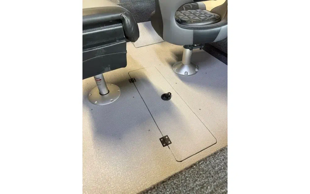 slider 4 Powerboat X LINER 460 SC