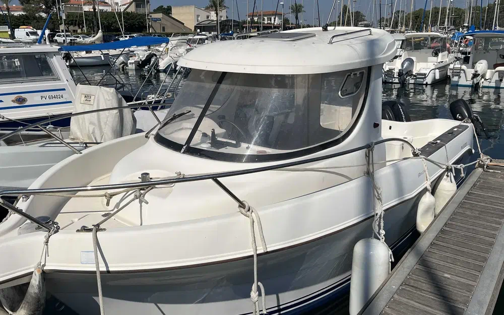 slider 2 Quicksilver 640 Pilothouse