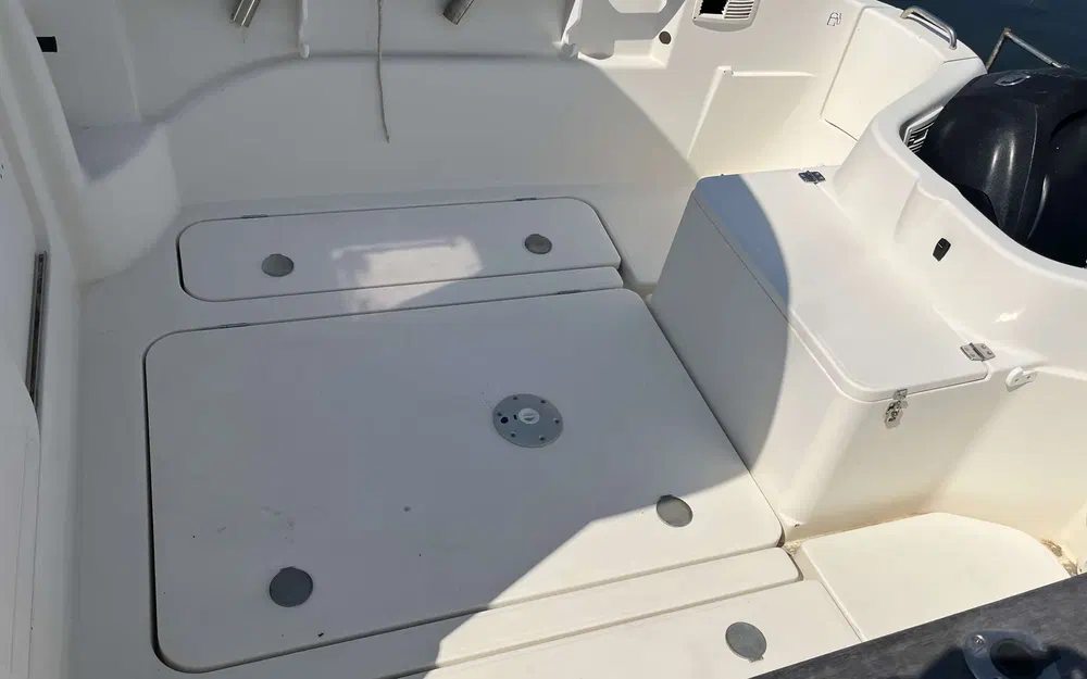 slider 3 Quicksilver 640 Pilothouse