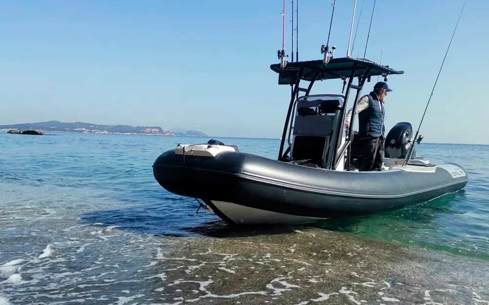 slider 2 Iron Boats GALA VIKING V500F